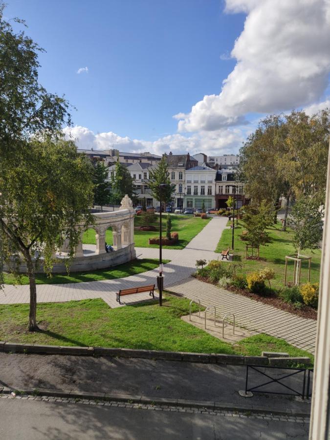 Residence Jehan Froissart Valenciennes Bagian luar foto