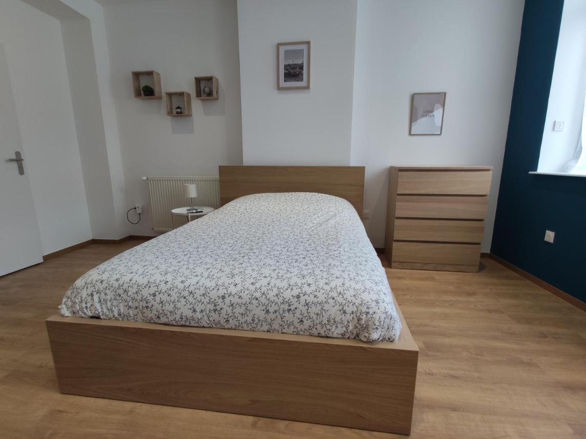 Residence Jehan Froissart Valenciennes Bagian luar foto