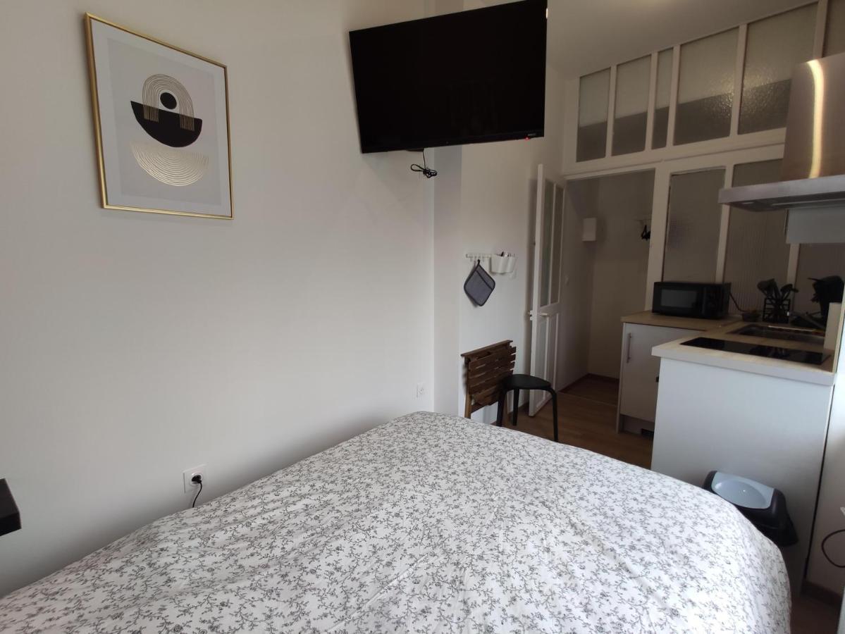 Residence Jehan Froissart Valenciennes Bagian luar foto